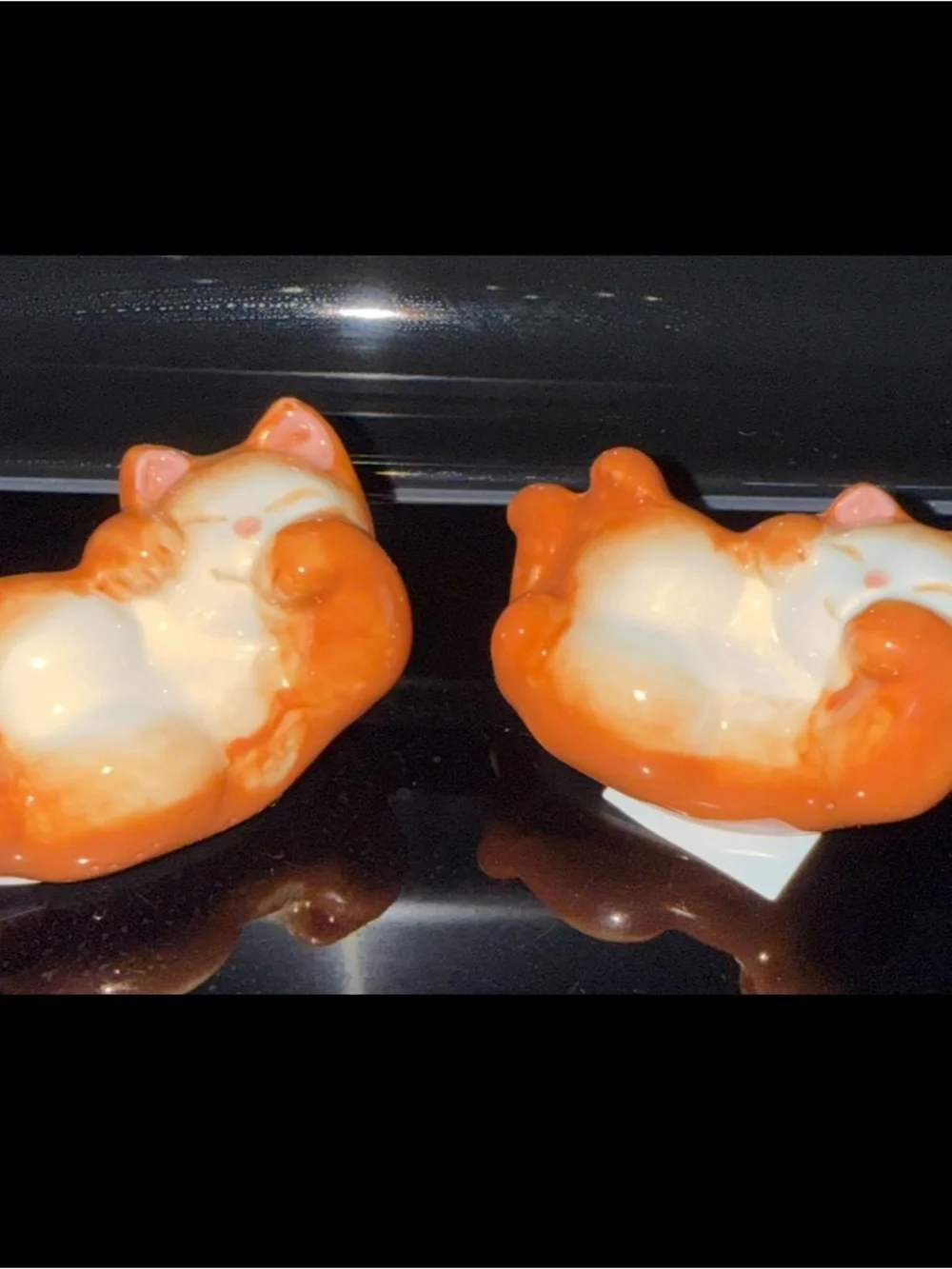 Orange tabby salt and pepper shakers mini